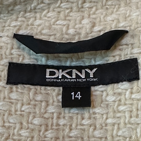 DKNY Elegant White Teddy Coat - Picture 9 of 16